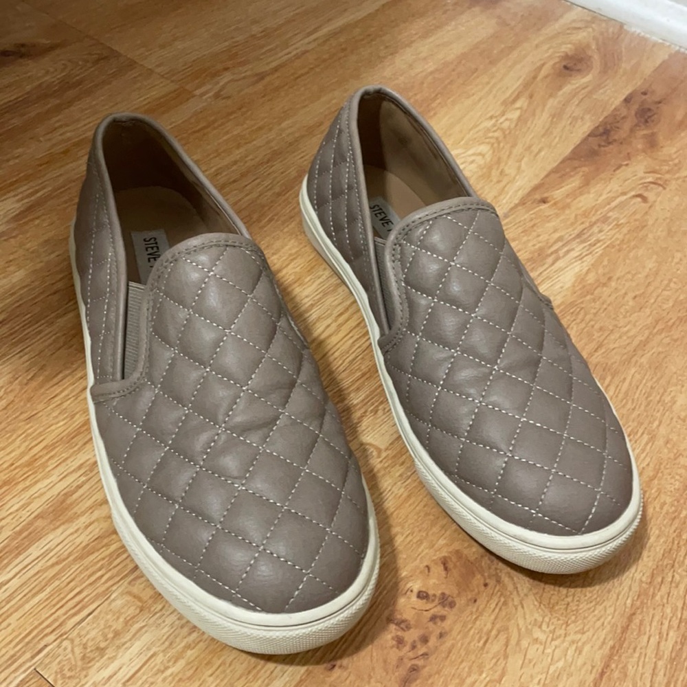 Steve Madden Quilted Sneakers